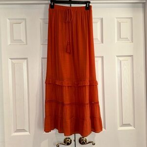 Women’s I.N. Studio maxi skirt size Medium papaya color
